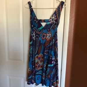 🍀Sleeveless flowery dress